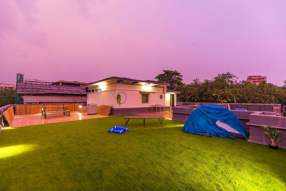 Locomo Hostel - Mumbai Airport 43/50