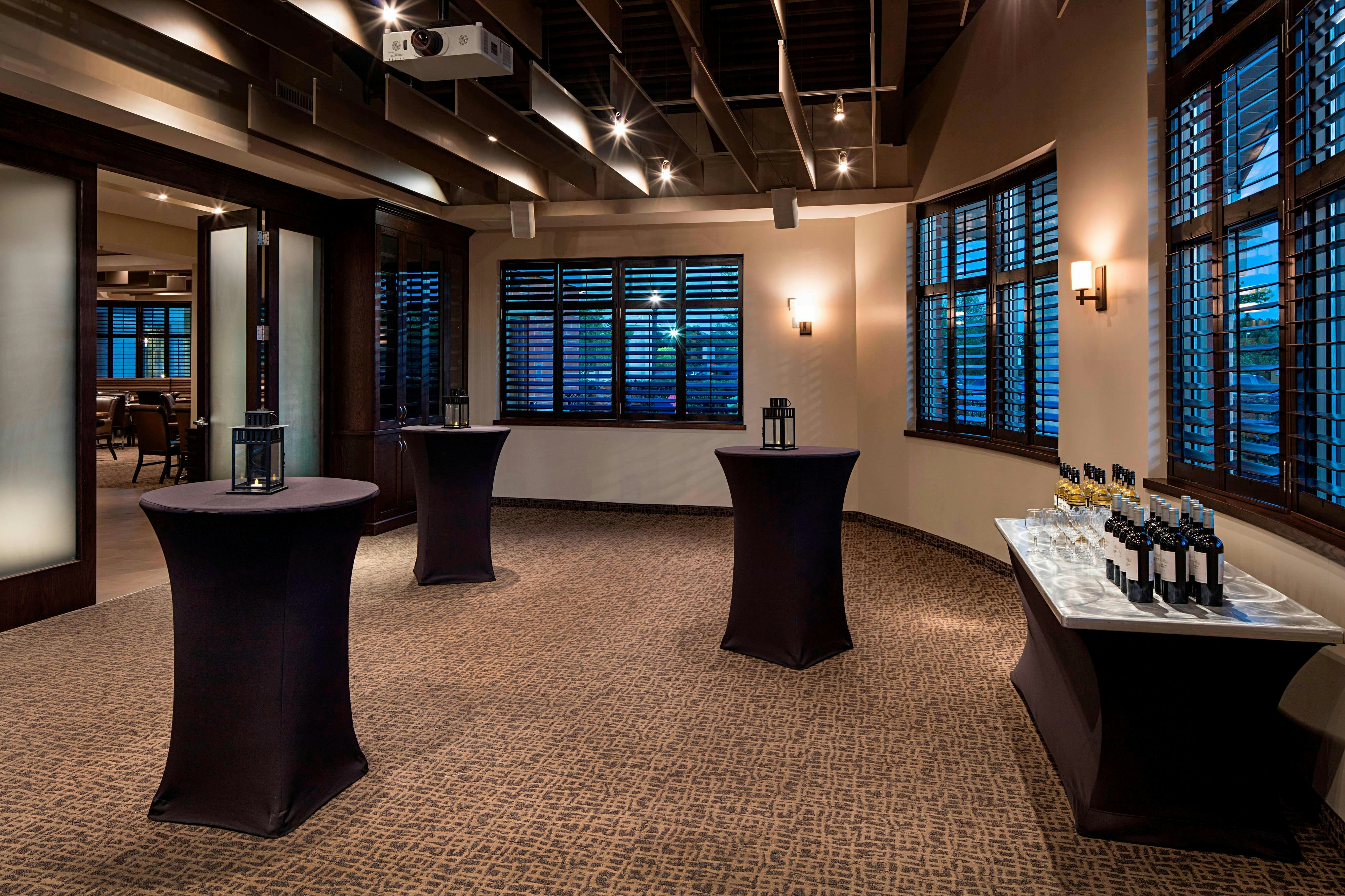 Delta Hotels by Marriott Guelph Conference Centre 20/39