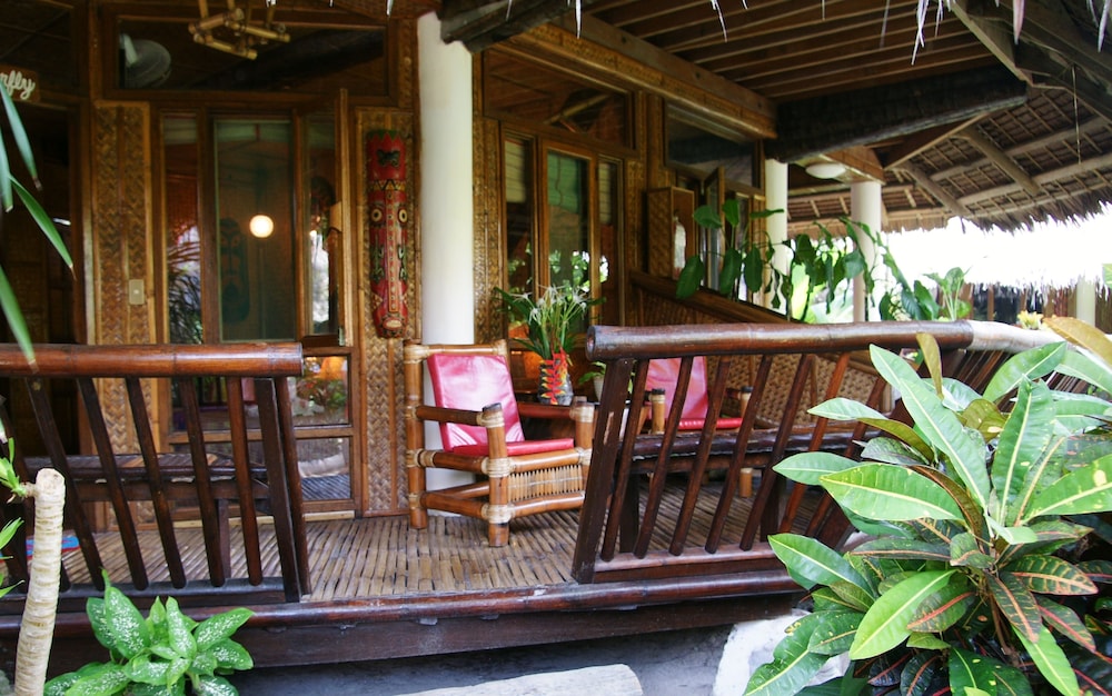 Lobby at Nigi Nigi Nu Noos E Nu Nu Noos, BORACAY