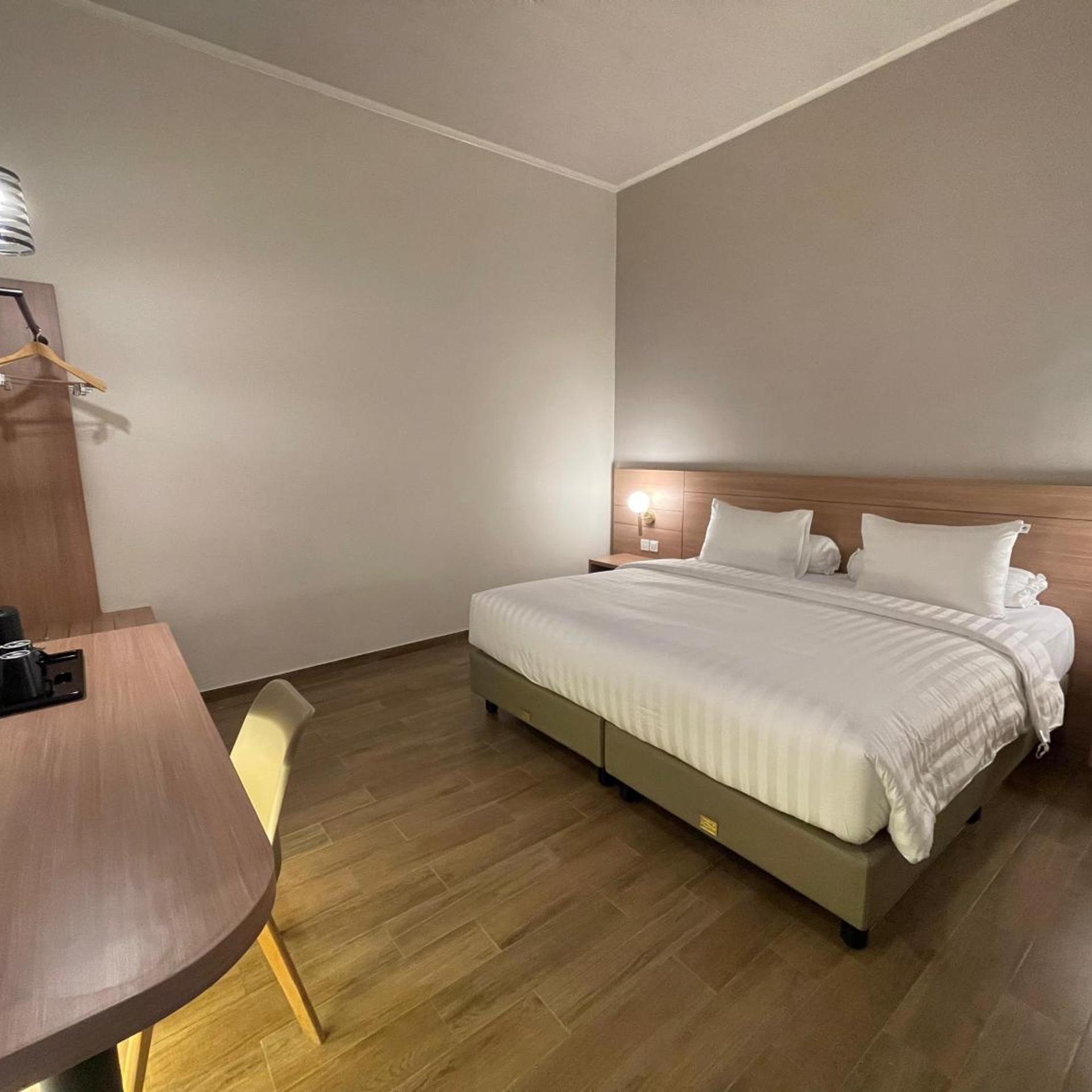 Azana Essence Sanggabuana Villa Bogor 6/21