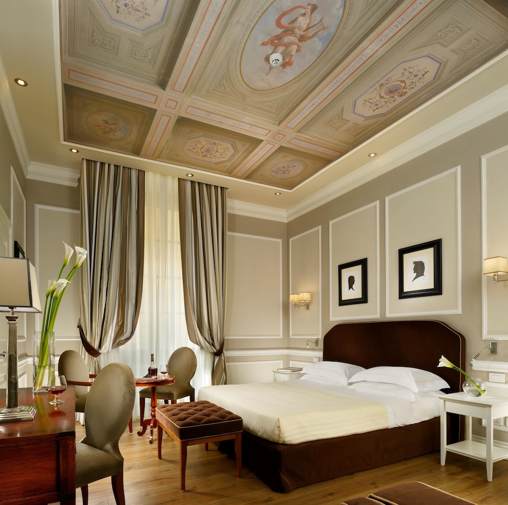 Fh55 Hotel Calzaiuoli 37/55