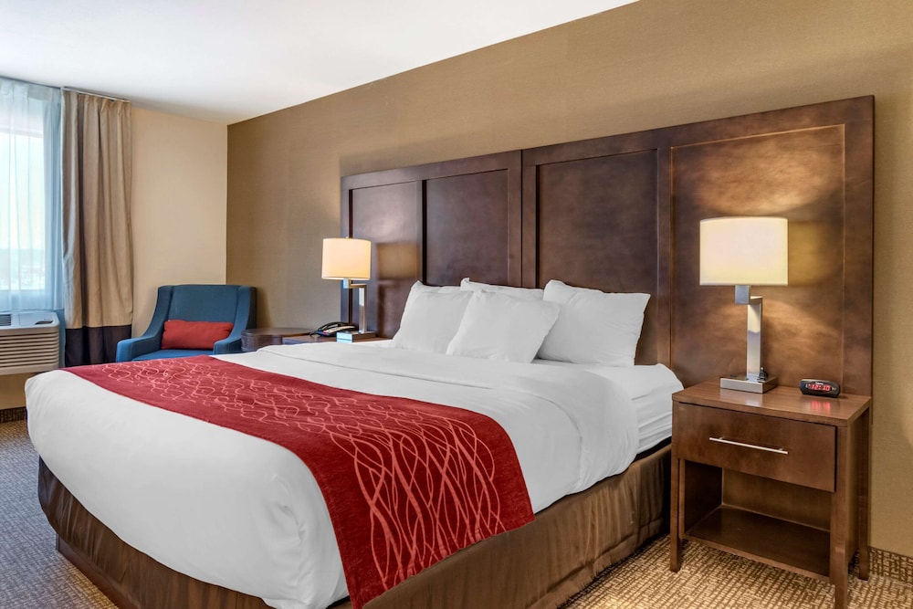 Comfort Inn Williamsport, PA 8/43