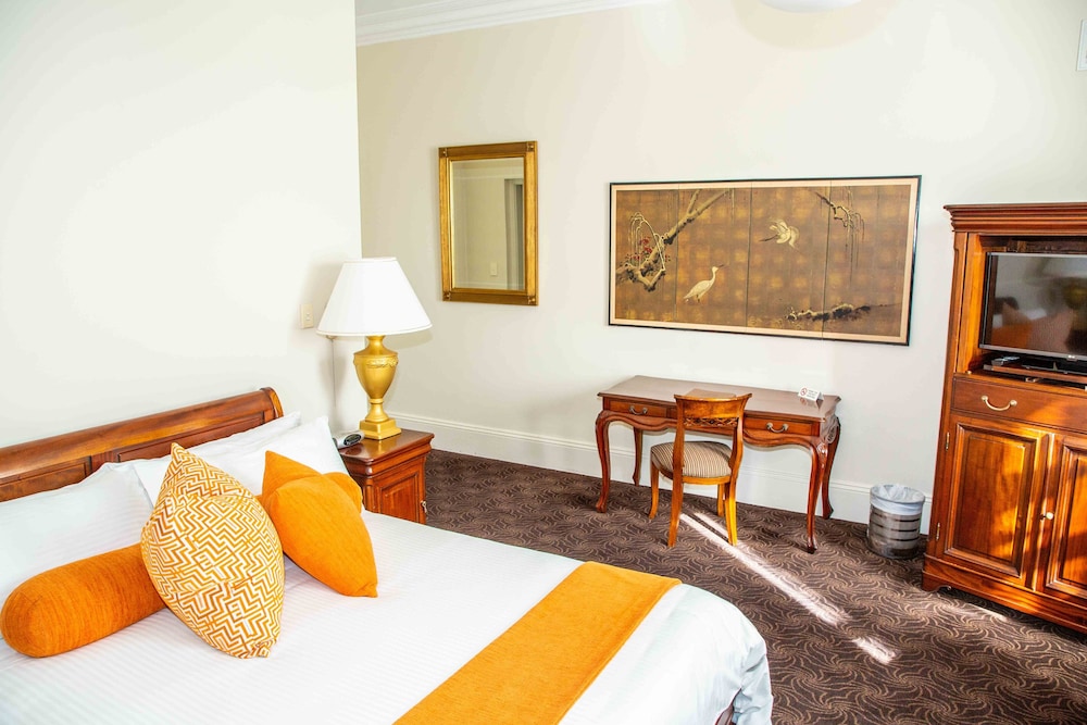 Royal Hotel Randwick 20/70