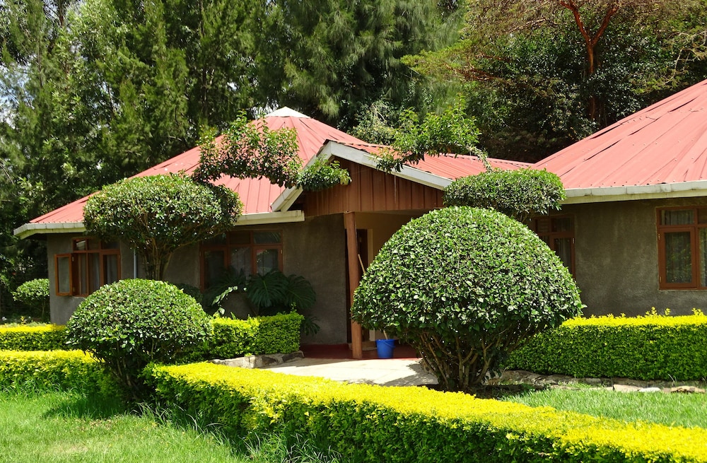 Tumaini Cottages And Conference Centre 56/60