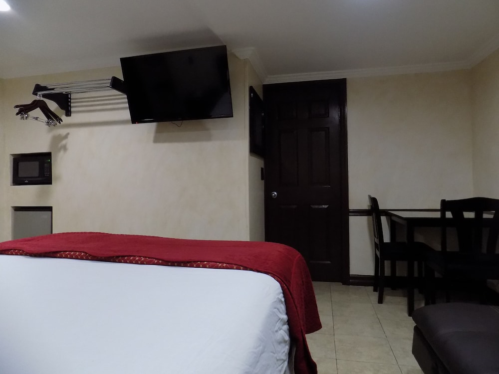 Nite Inn 20/67