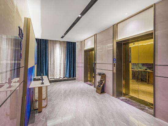 Kyriad Marvelous Hotel (Dongguan Huayang Lake University City Store) 51/52