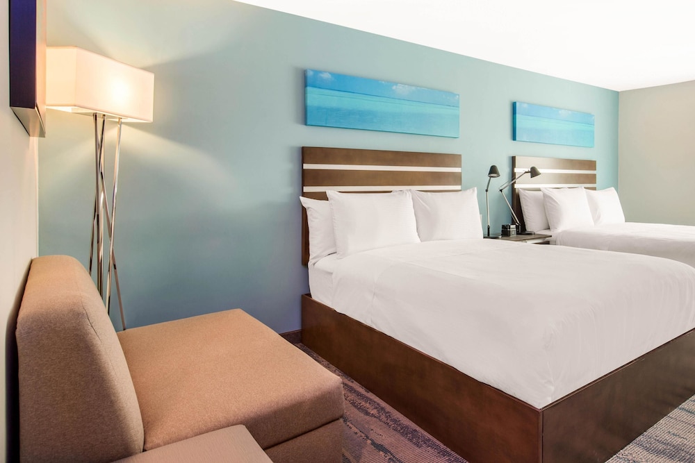 The Cove Hotel, Ascend Hotel Collection 30/67