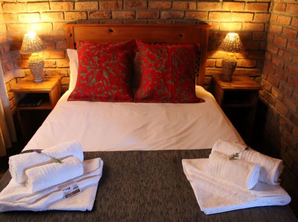 Teri-Lemveli Lodge 12/29