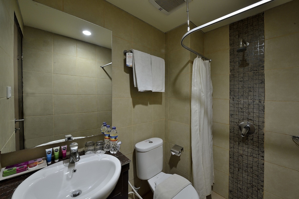 Hotel Dafam Cilacap 33/36