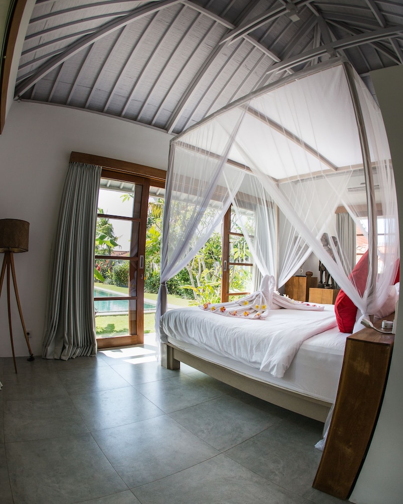 Villa Senara 13/50