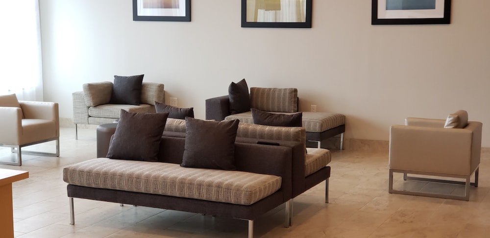 Wingate By Wyndham Christiansburg 14/32