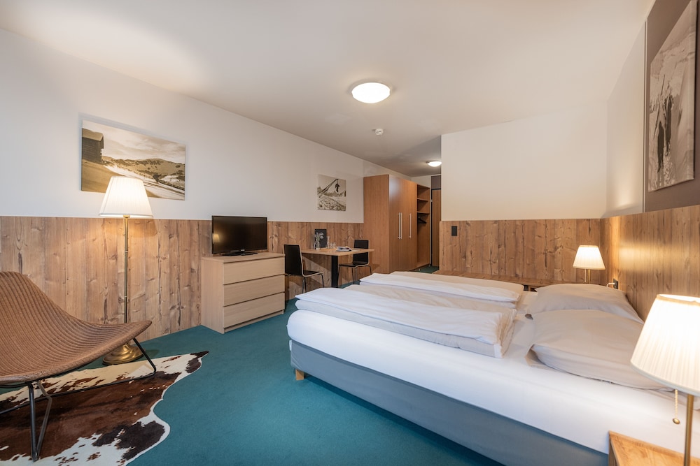 AlpenParks Hotel Matrei 9/43