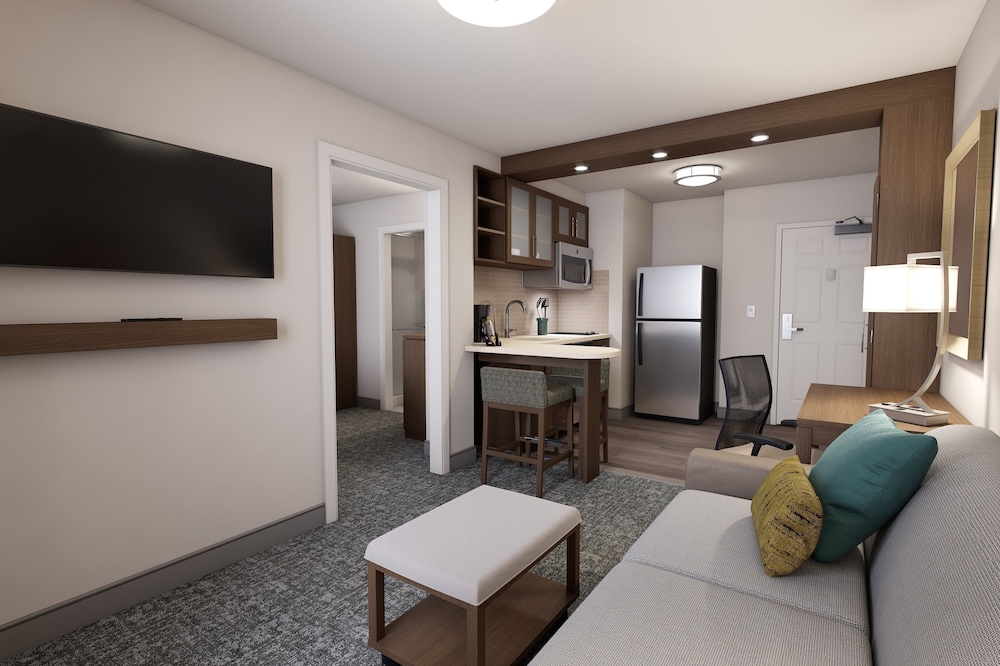 Staybridge Suites Sterling Heights Detroit Area 46/65