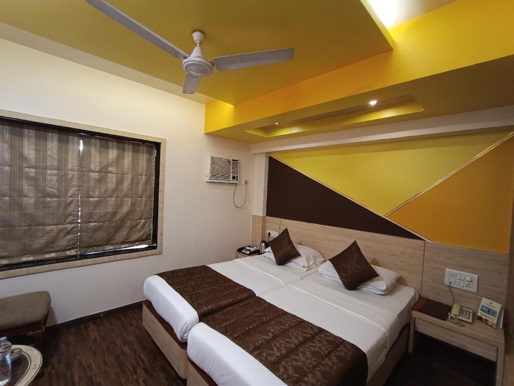 Rajhans Hotel - Mumbai 11/19