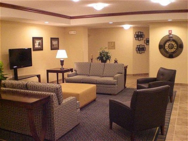 Candlewood Suites Roswell 31/50