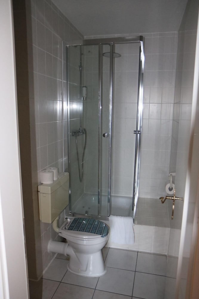 Hotel Apex، Hemmingen 49/50