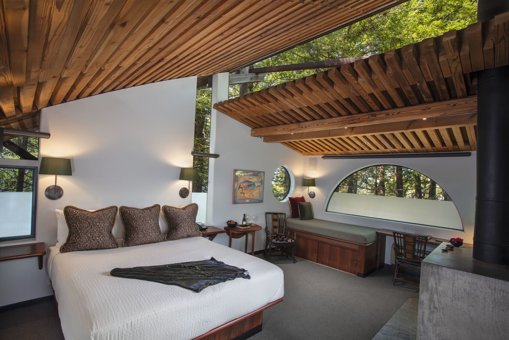 Upper, King Bed