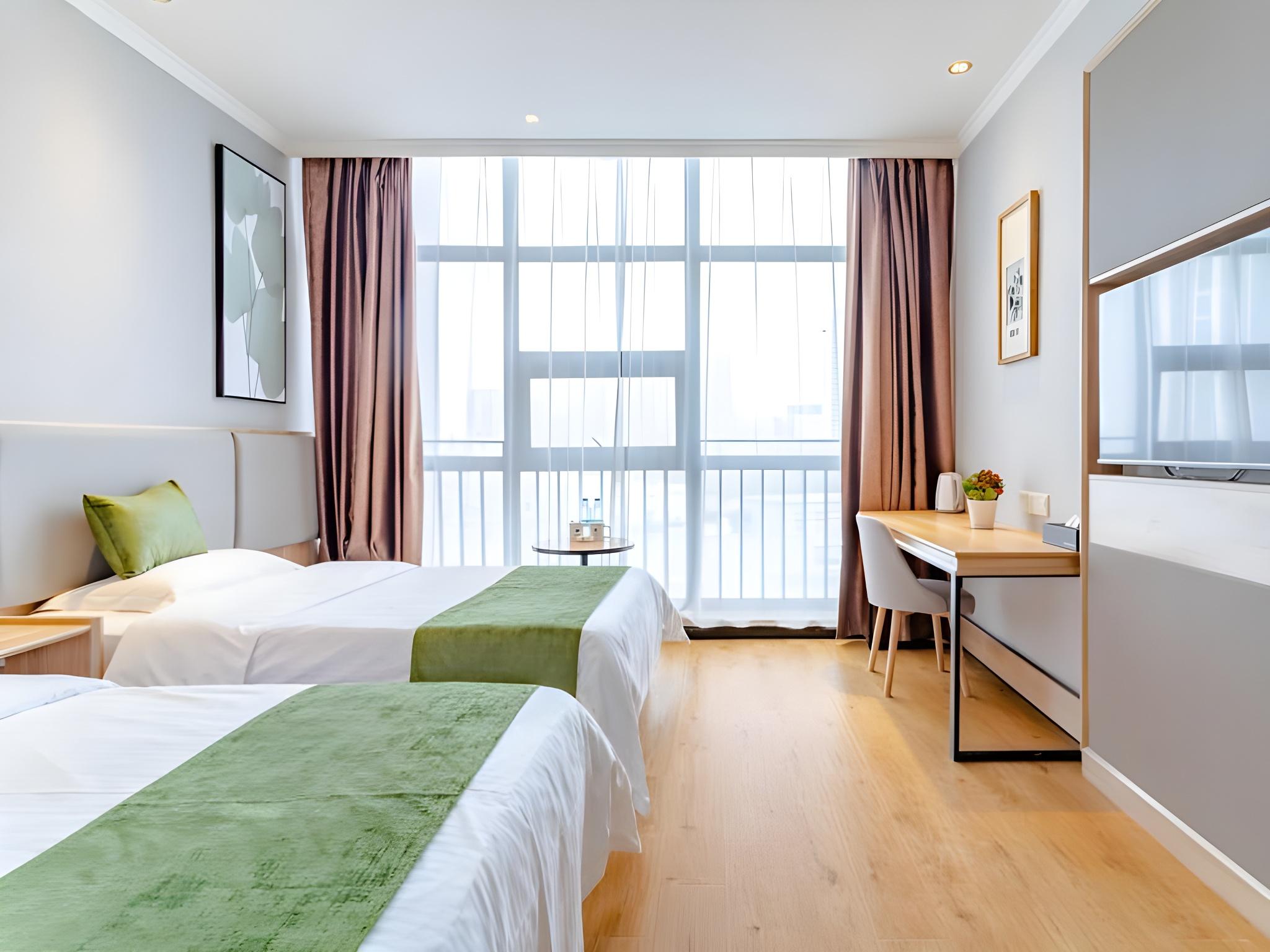 GUEST ROOM, DOUBLE BED
