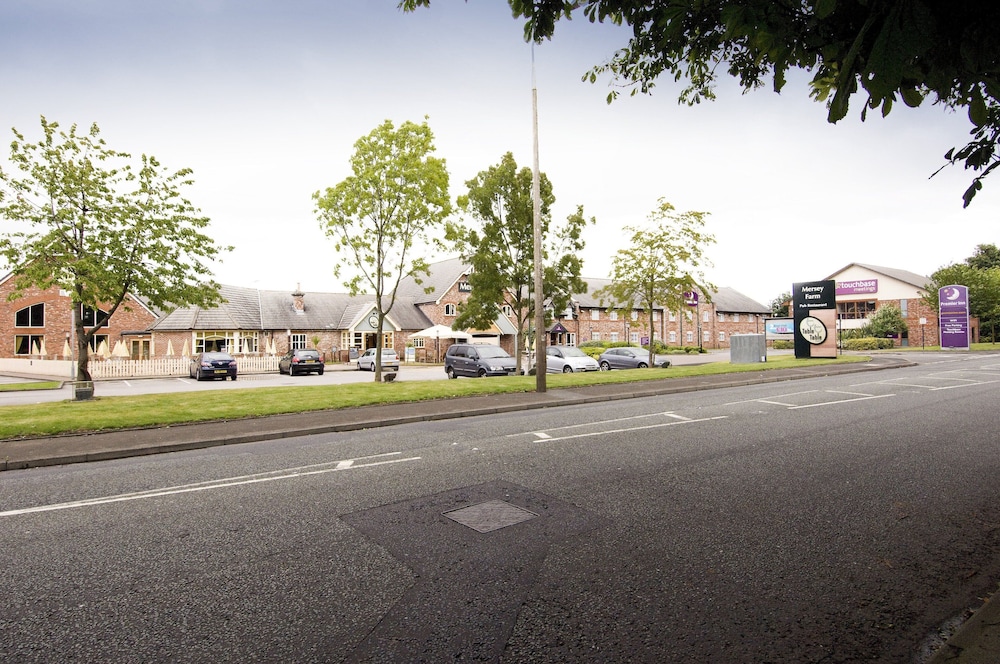 Premier Inn Manchester (Sale) 57/66