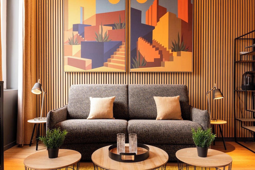 Nouvel Hotel 26/40