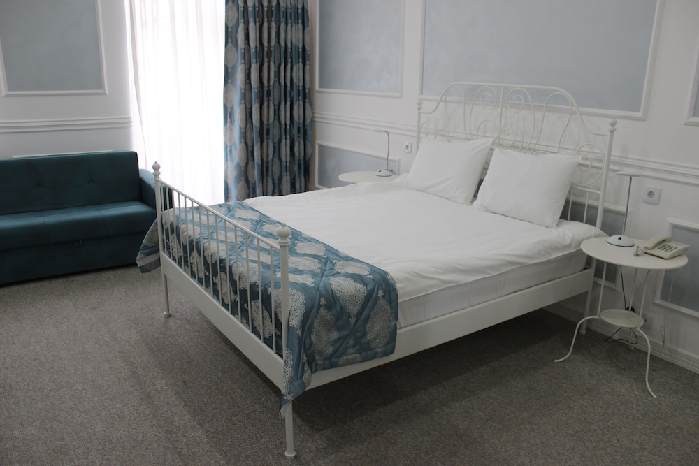Two Seasons Boutique Hotel 17/50