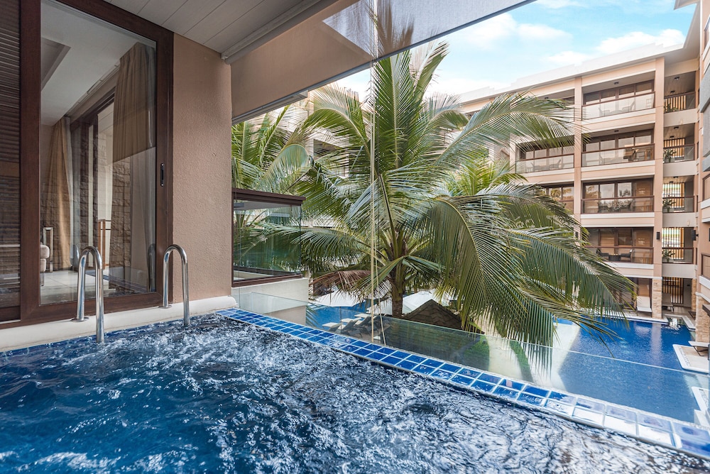 Henann Lagoon Resort 24/50