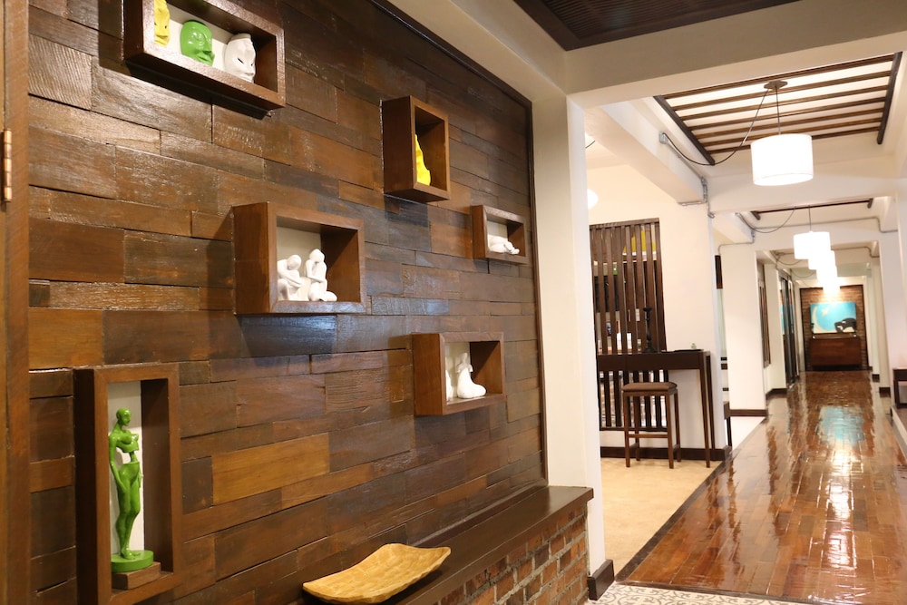 Kampaeng Ngam Hotel 11/40