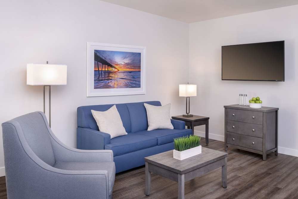 The Beachfront Inn & Suites At Dana Point 22/40
