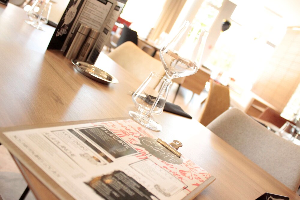 MERCURE Chartres Est 38/65