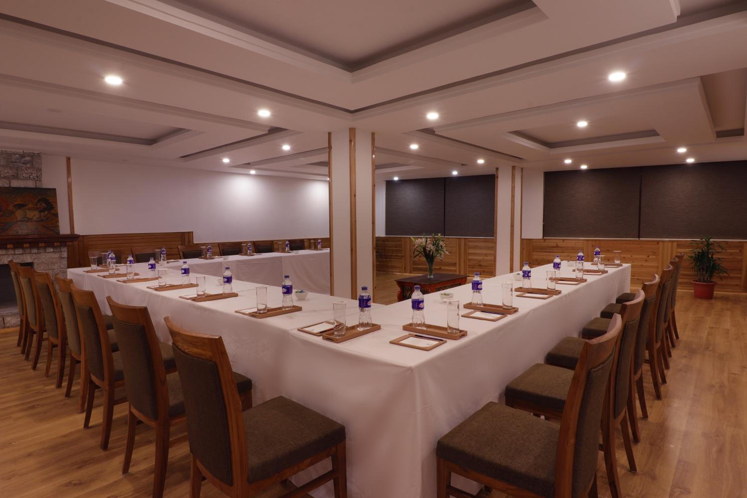 Denzong Shangrila Lords Inn Gangtok 39/44