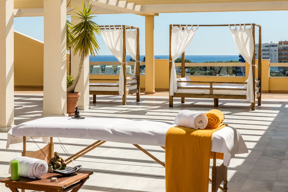 BQ Andalucia Beach Hotel 40/63