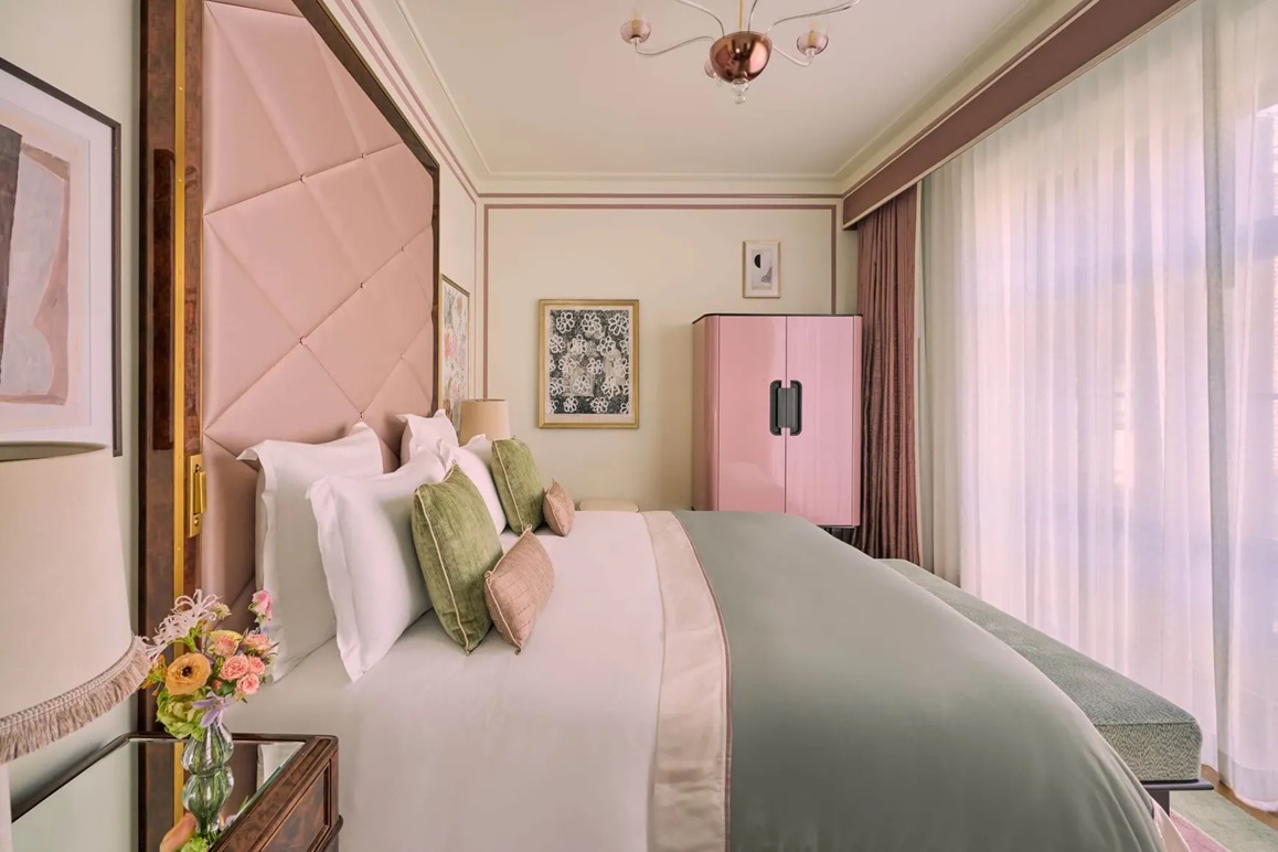 Suite, with View
