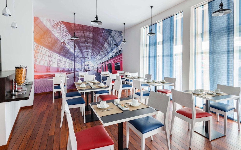 Brit Hotel de Paris 32/33