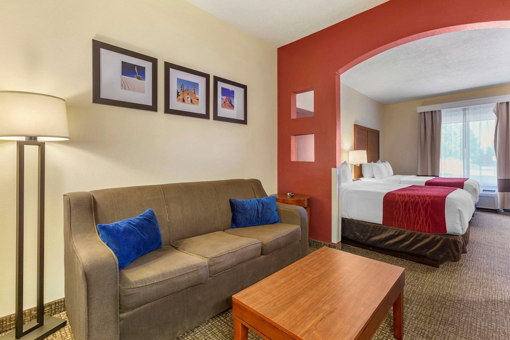Comfort Inn & Suites Socorro, NM 27/38
