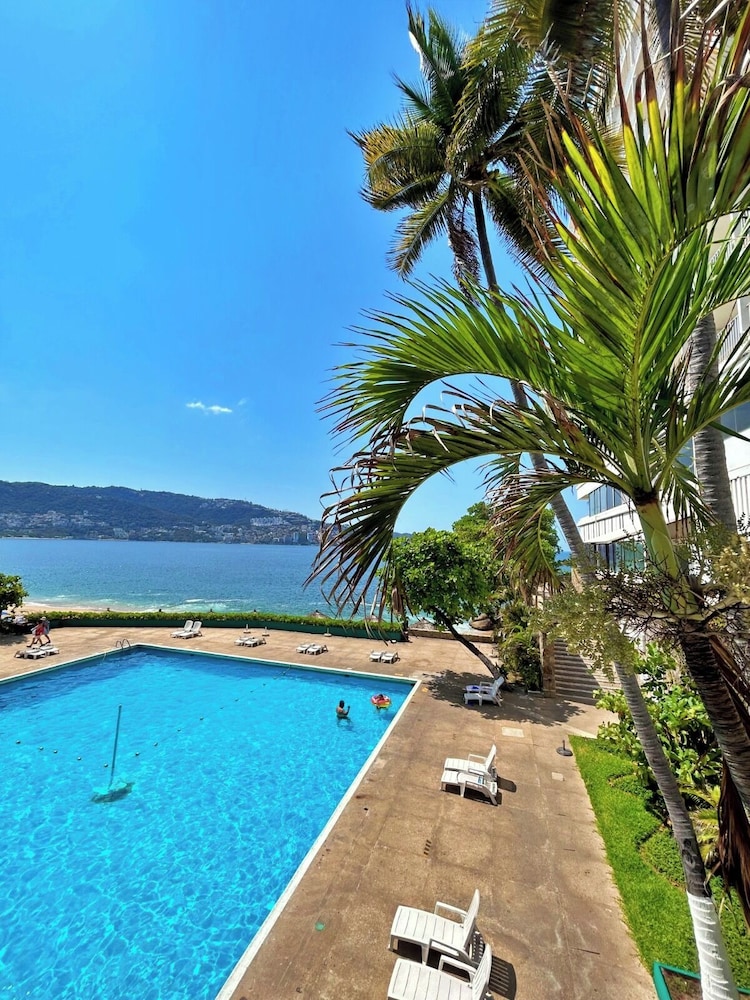 hotel el presidente acapulco