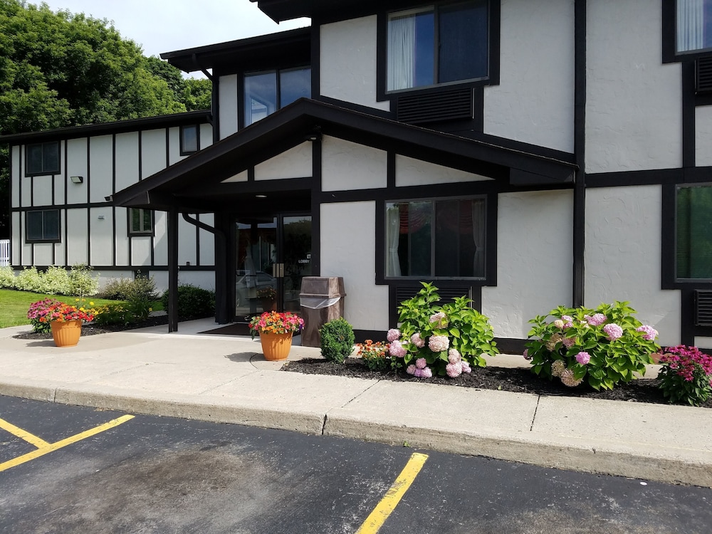 Auburn Inn 27/31