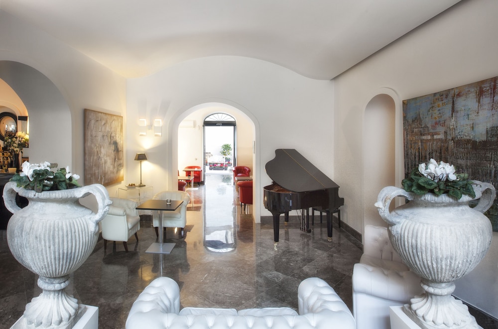 Palazzo Brunaccini 30/50
