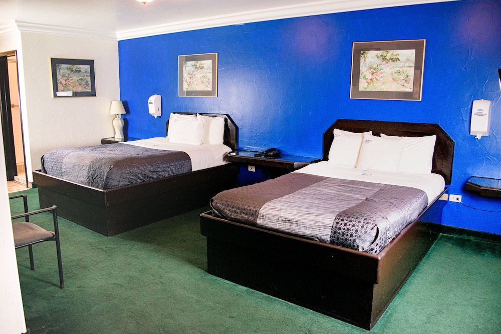 Hotel San Juan Inn 16/40