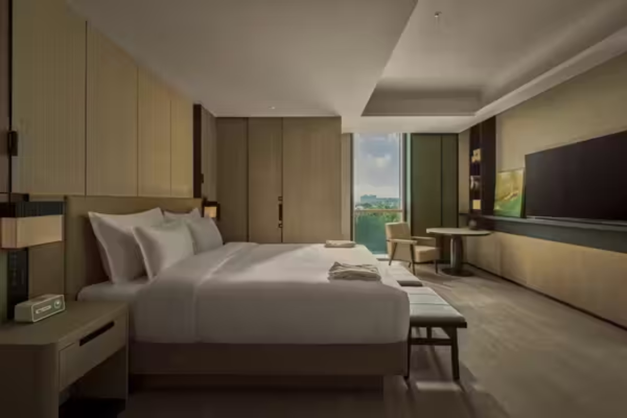 Room at Surya Hotel Shanghai New Hongqiao Center, SHANGHAI