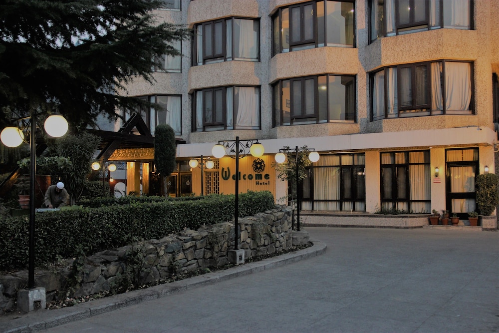 Welcome Hotel At Srinagar 5/50