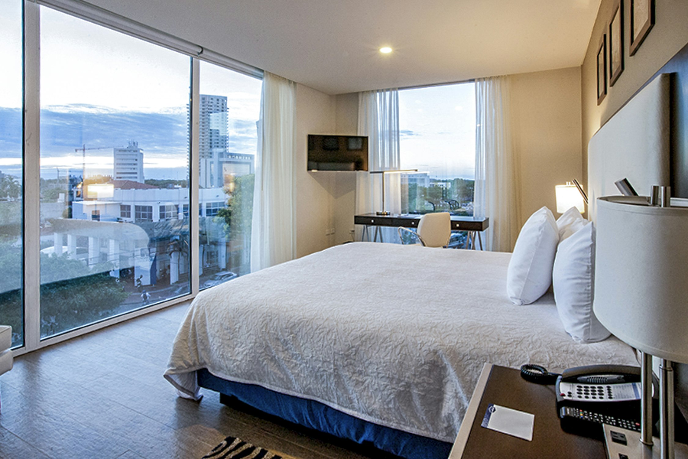 Hampton By Hilton Santa Cruz Equipetrol 9/56