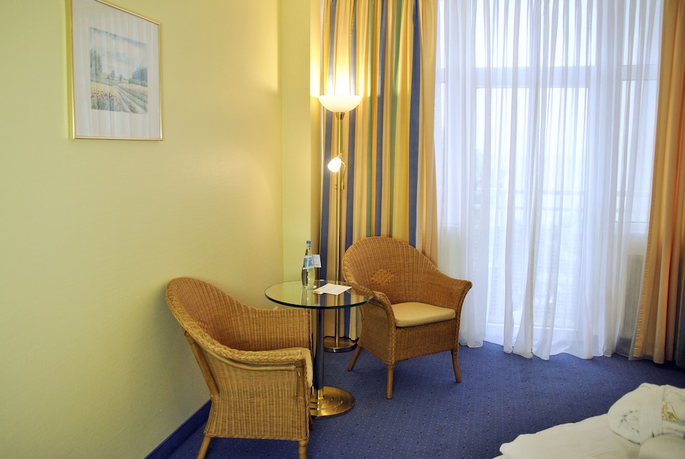 Arkona Strandhotel 34/50