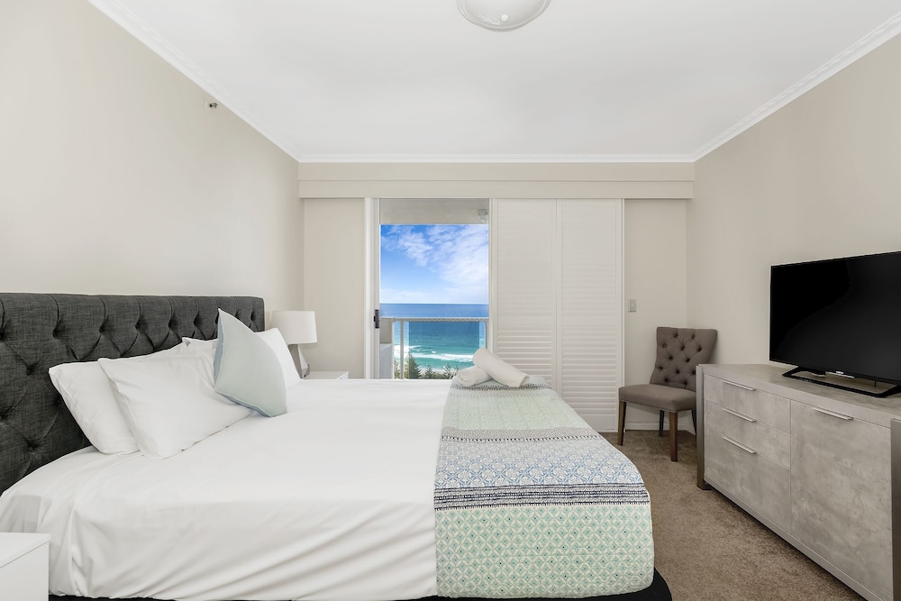 3 BEDROOMS, SUPERIOR, OCEAN VIEW