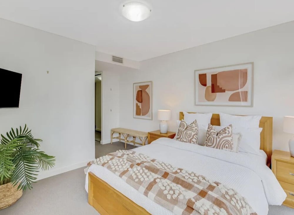 Kirra Surf Apartments 19/75