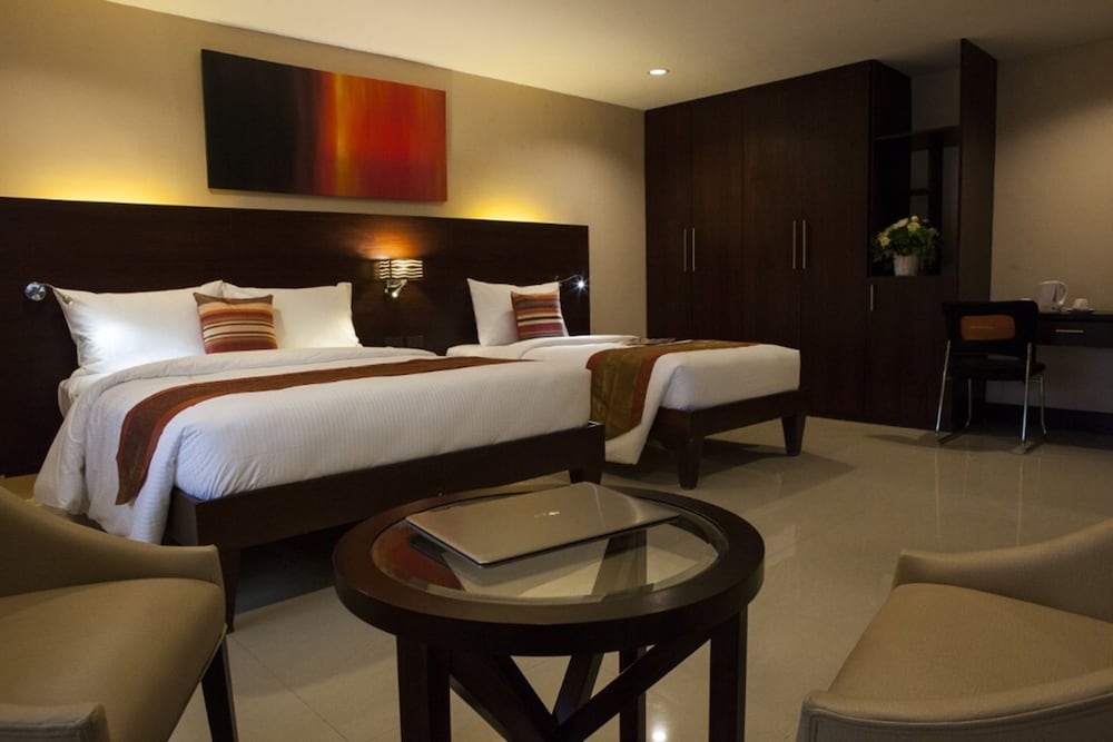 Ns Royal Hotel 24/59