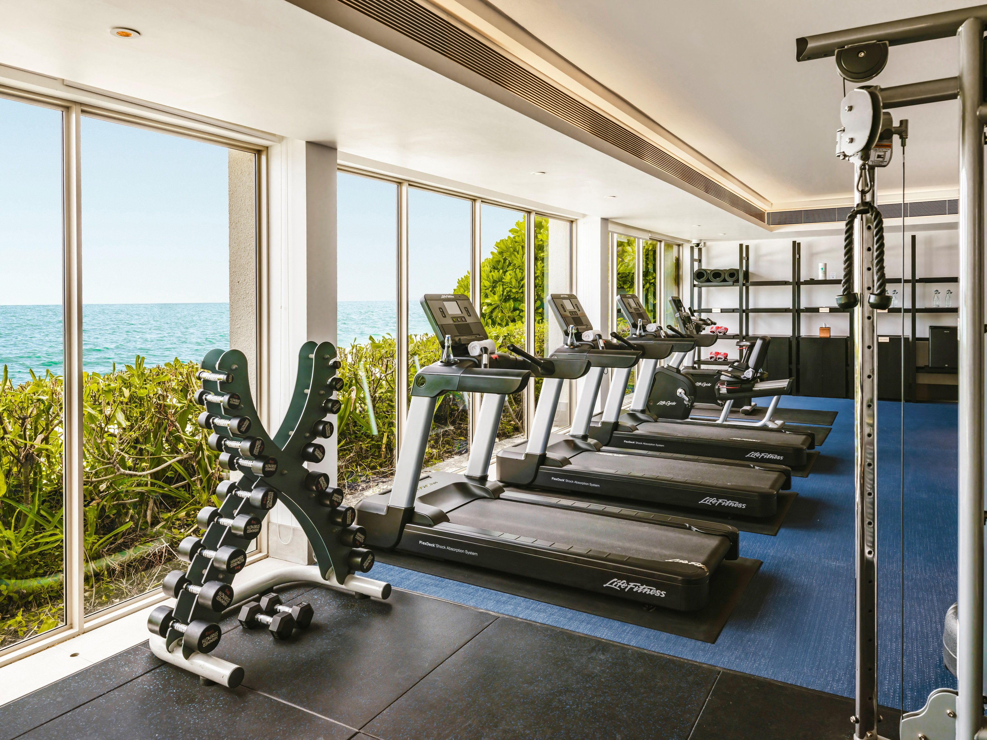Intercontinental Hotels Maldives Maamunagau Resort 28/55