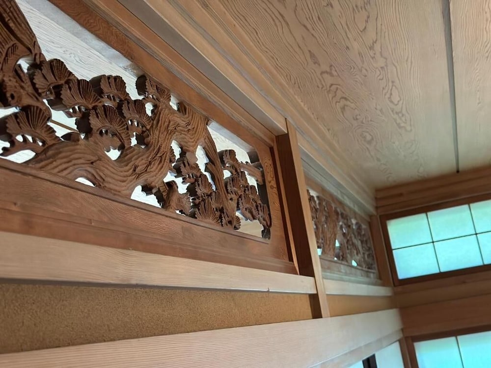 KUMO INN 10/50