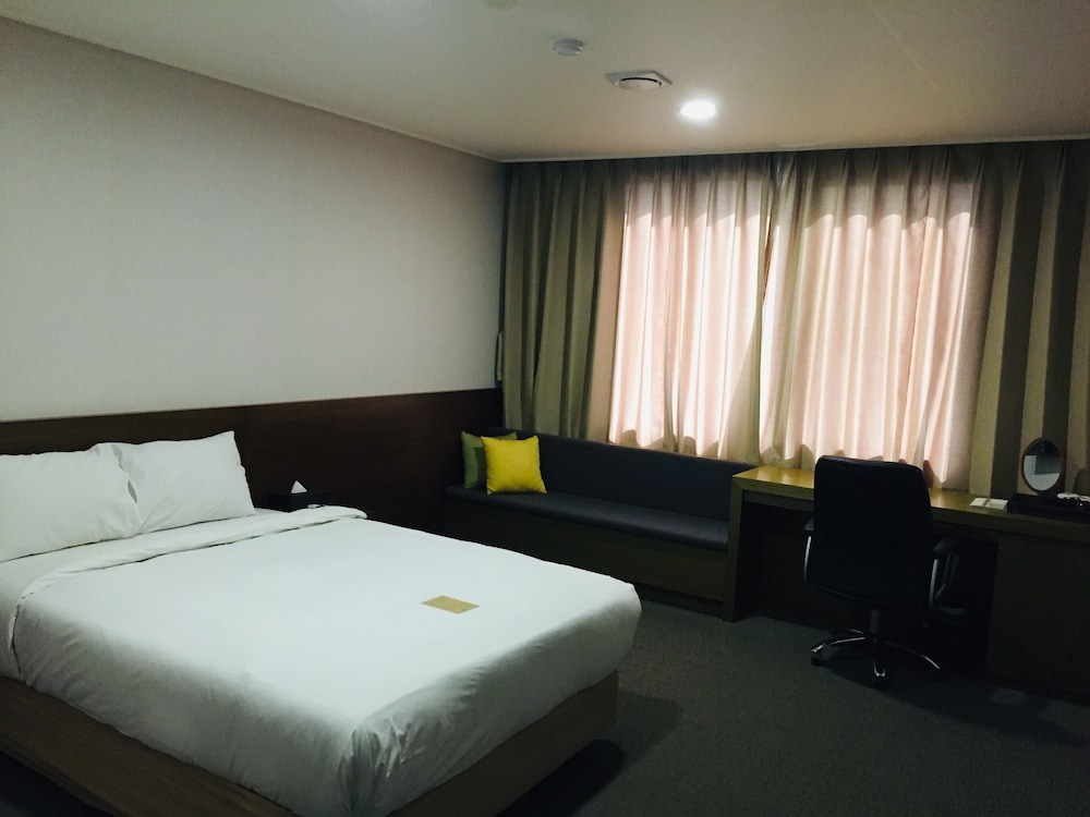 Jeonju YeongHwa Hotel 24/50