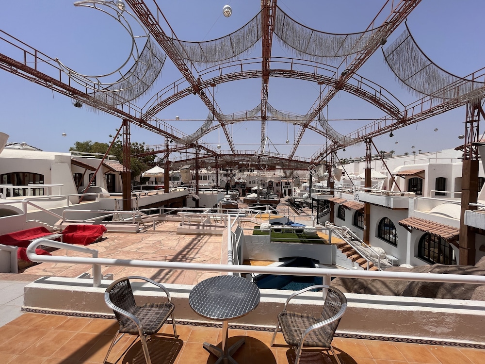 Sanafir Vacation Club 32/48
