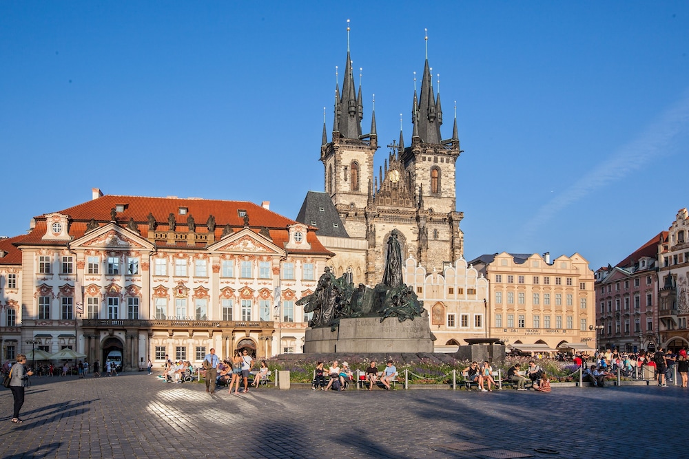 Gorgeous Prague Rooms 45/60